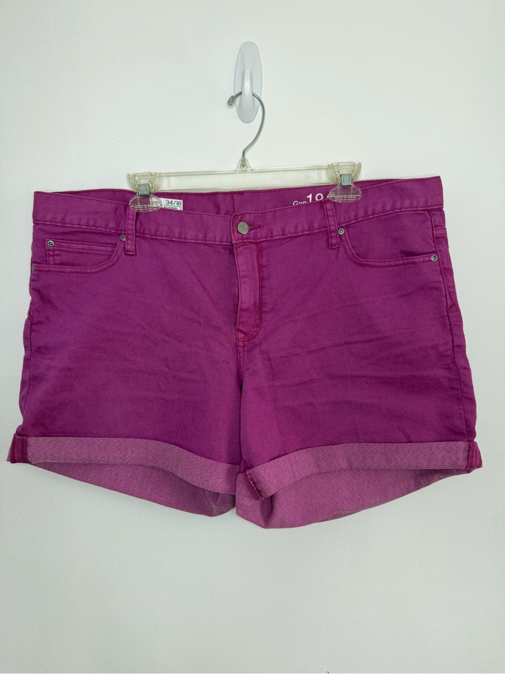 Gap Sexy Boyfriend Shorts Size 18/34 Pink Magenta Cuffed Denim Stretch